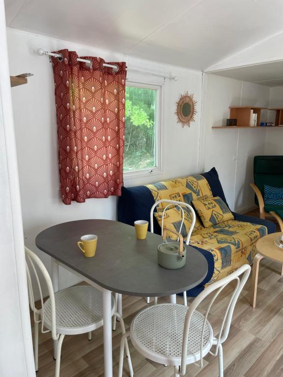 Photo de la galerie de l'établissement Charmant mobil home, à Aouste-sur-Sye