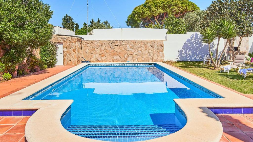 Bazén v ubytovaní Villa Lola 14 Chiclana de la Frontera by Ruralidays alebo v jeho blízkosti