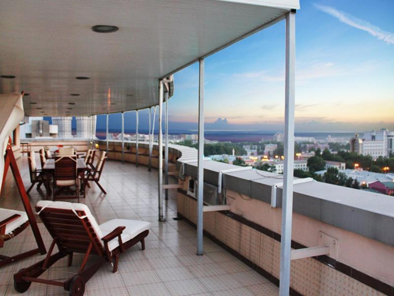 Balkón nebo terasa v ubytování Bokhtar Apart Hotel