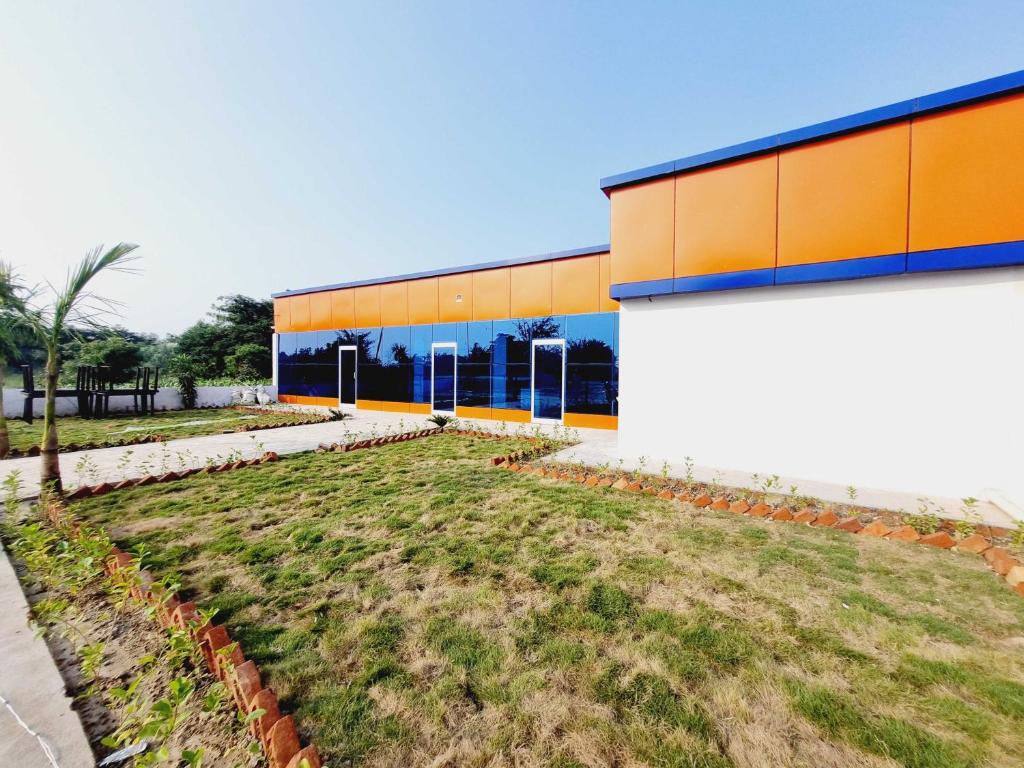 Φωτογραφία από το άλμπουμ του Hotel O Shiva & Restaurant σε Bulandshahr