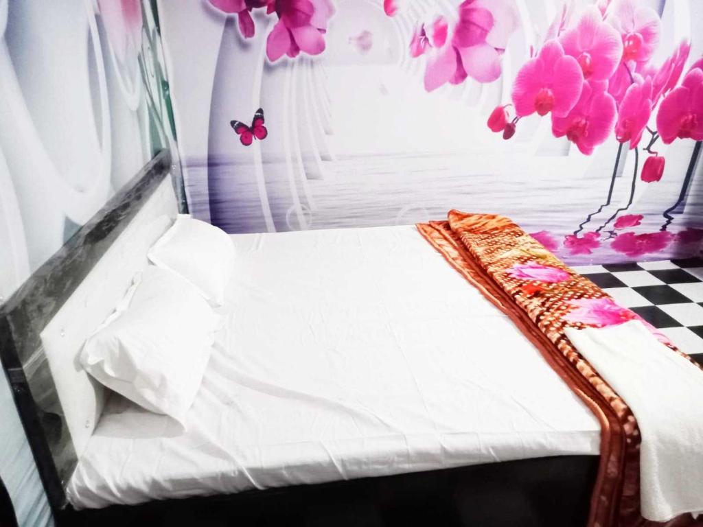 KāshīpurにあるHotel O The Diamond Guest Houseのギャラリーの写真