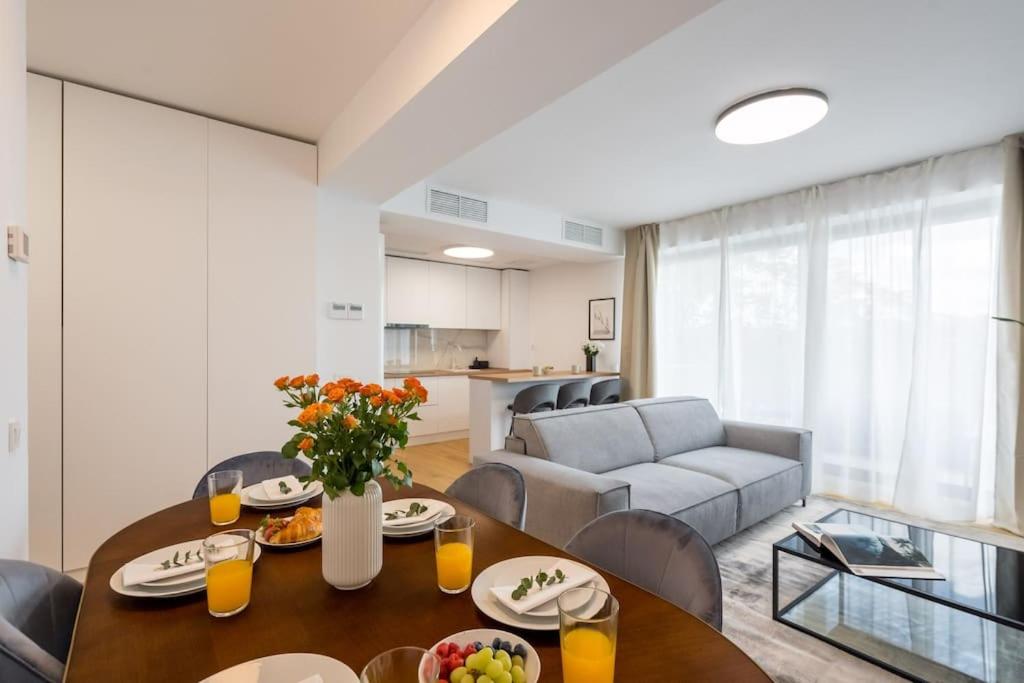 Curated visual reference: Visual Reference: Luxurious Central New Penthouse Parking Bucharest Updated Prices 2026