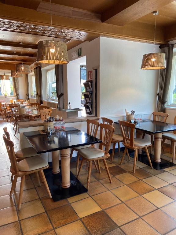 Restaurace v ubytování B&B Hotel Sonneck
