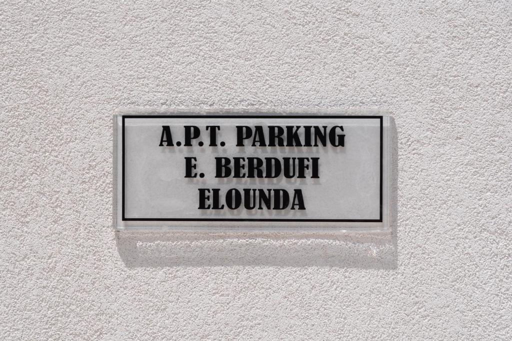 Certifikát, hodnocení, plakát nebo jiný dokument vystavený v ubytování E.Berdufi Apartament Sea View