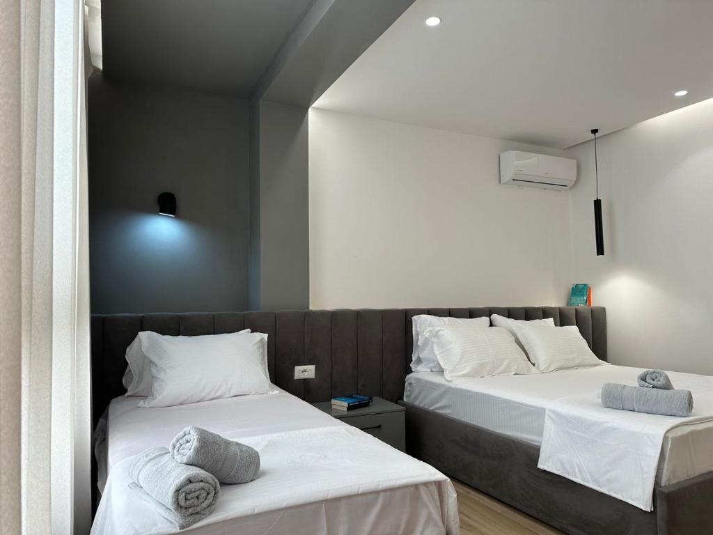 BRAND NEW Luxurious seaside apartment - Imazhi 8
