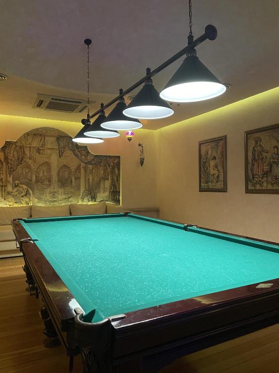 Biliár nebo kulečník v ubytování Hotel Palladium