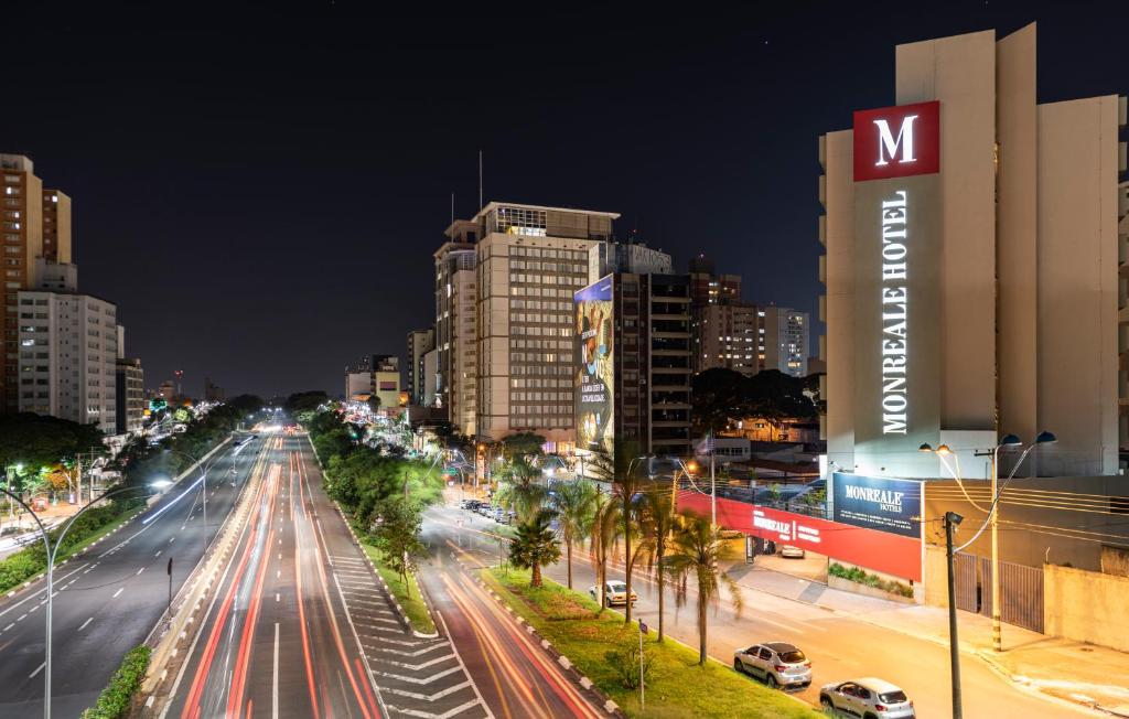 Uma vista geral de Campinas ou a vista da cidade a partir do hotel