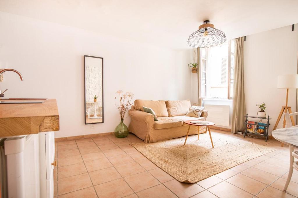 Posedenie v ubytovaní Coquet appartement typique du Panier