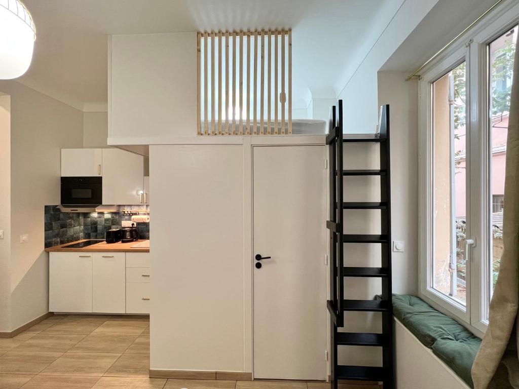 Kuchyň nebo kuchyňský kout v ubytování Appartements neuf - Frontière de Monaco - clim - WIFI