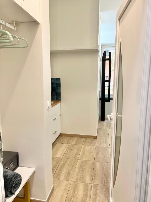 Kuchyň nebo kuchyňský kout v ubytování Appartements neuf - Frontière de Monaco - clim - WIFI