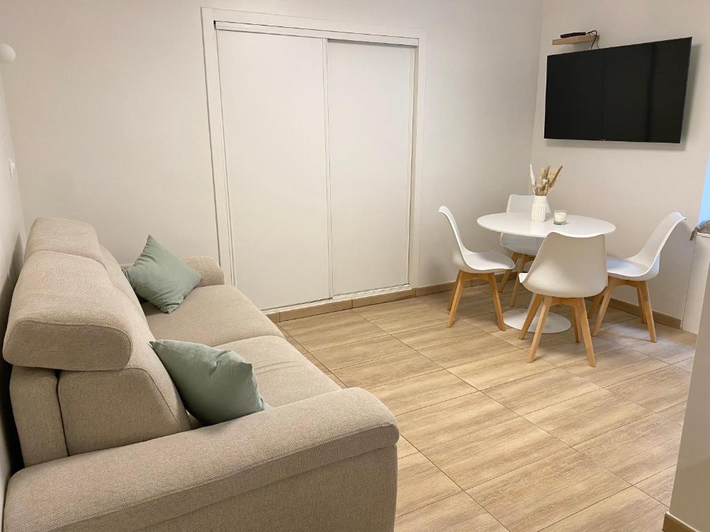 TV a/nebo společenská místnost v ubytování Appartements neuf - Frontière de Monaco - clim - WIFI