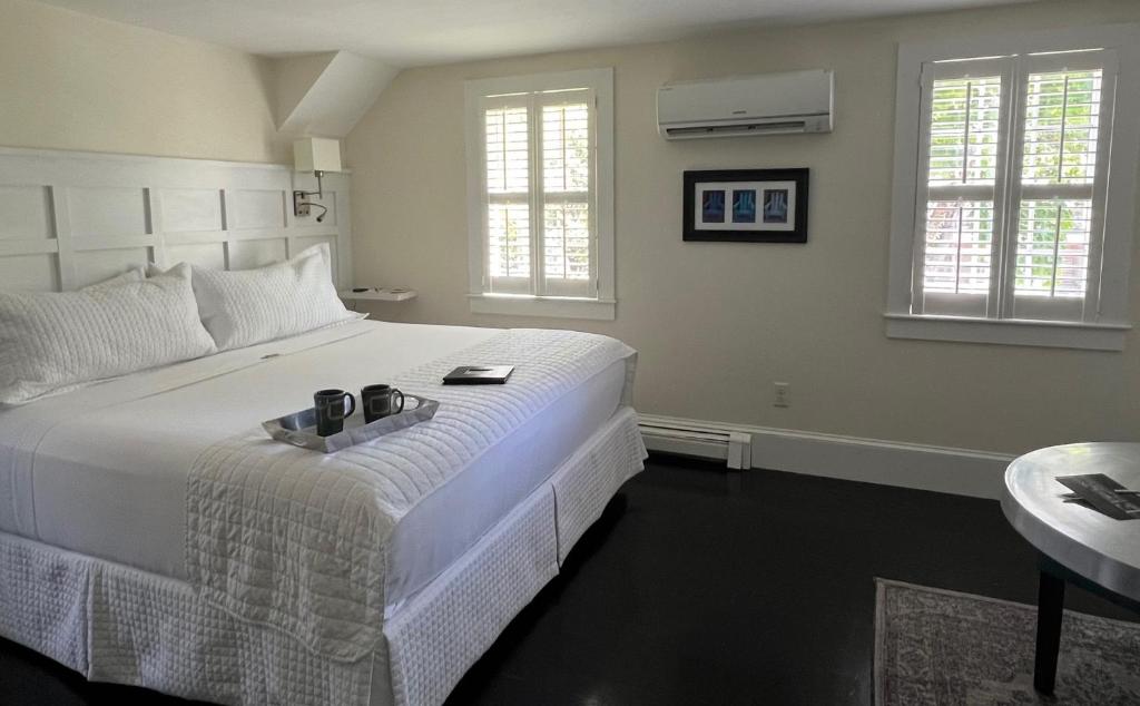 The Platinum Pebble Boutique Inn - Adults Only Property - Deluxe Room