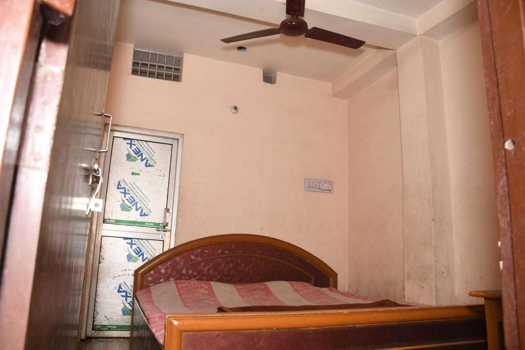 OYO Hare Krishn Guest House - Housity