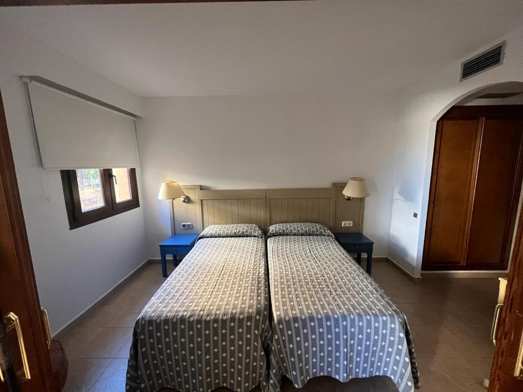 A bed or beds in a room at Jardines de isla canela (Punta del moral)