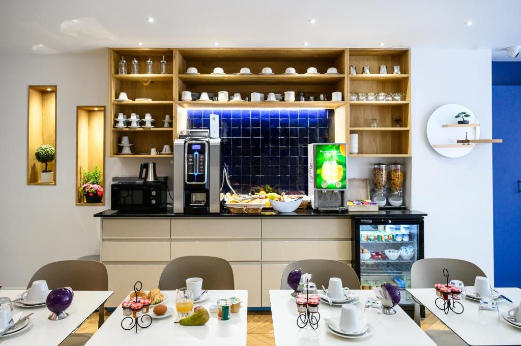 Hôtel D'Alsace - Resim 8