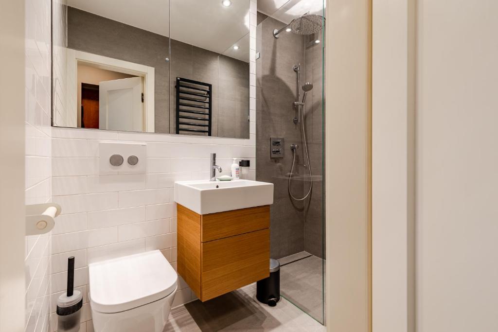 Secret Garden Apartment - 4