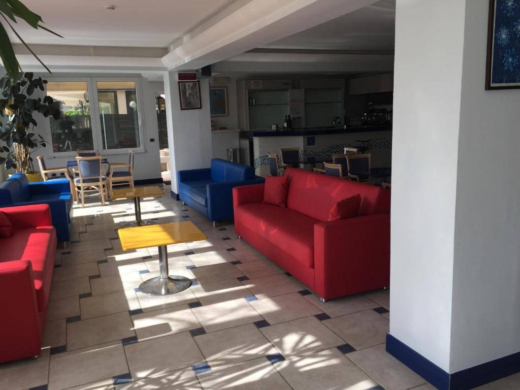 Posezení v ubytování Hotel Bristol - a 30 mt dalla spiaggia