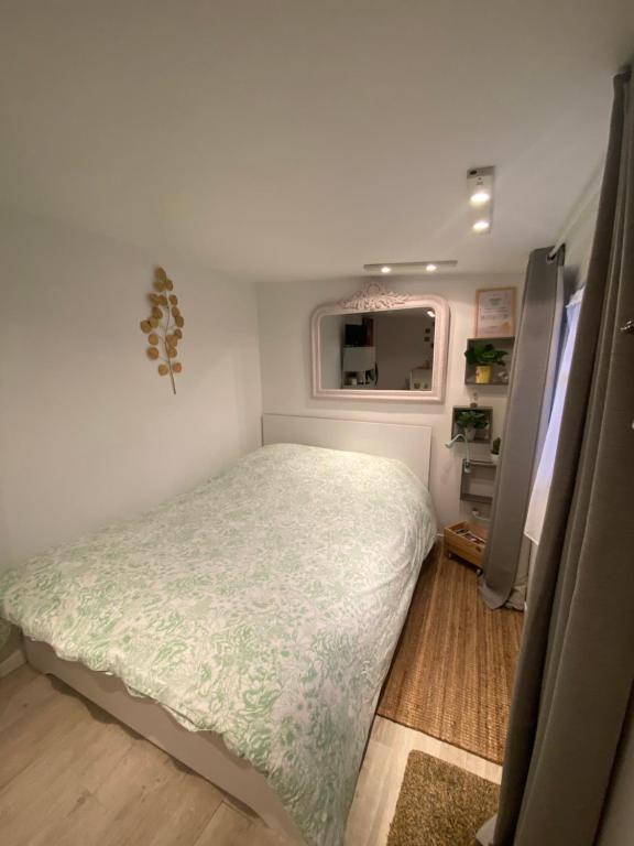 Postel nebo postele na pokoji v ubytování Choupy’Cosy