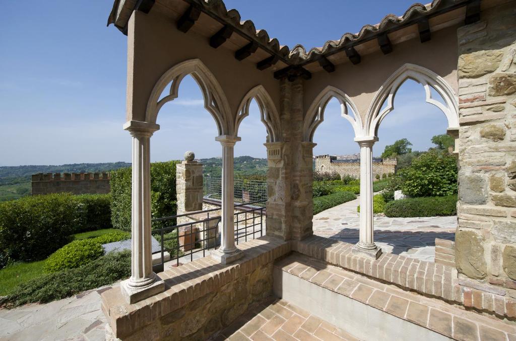 Balkón nebo terasa v ubytování Castello Di Monterone