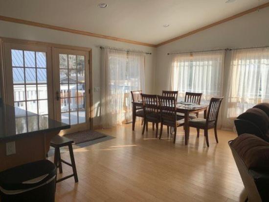 a dining room with a table and chairs at Rr-johnson Suite 2 in June Lake