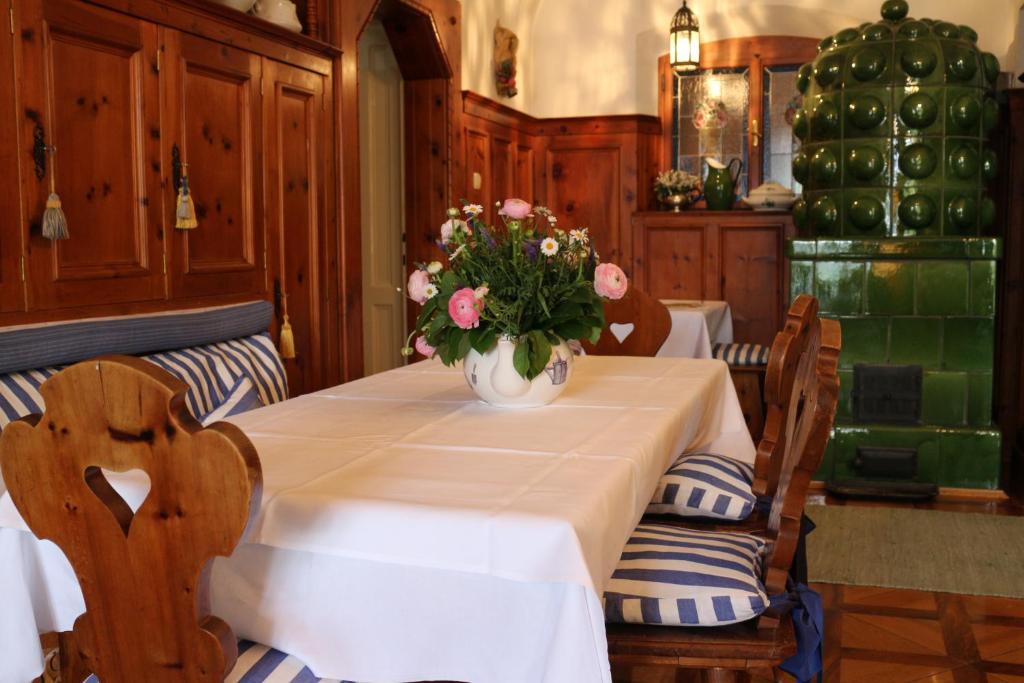 Posezení v ubytování Hotel Seeschlößl Velden