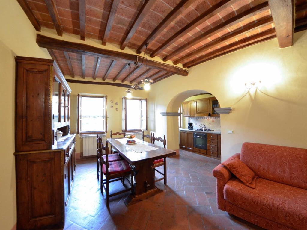 Posedenie v ubytovaní Casa Ambra
