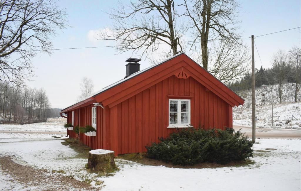 2 Bedroom Cozy Home In Reftele v zimě