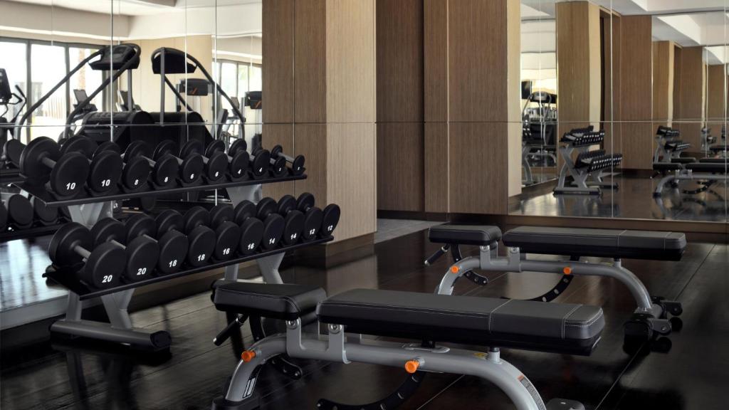 Spordikeskus ja/või sportimisvõimalused majutusasutuses InterContinental Residences Abu Dhabi by IHG