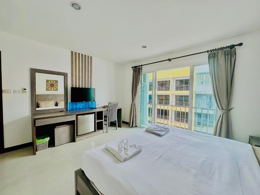 Cocoon Patong Hotel - Resim 24