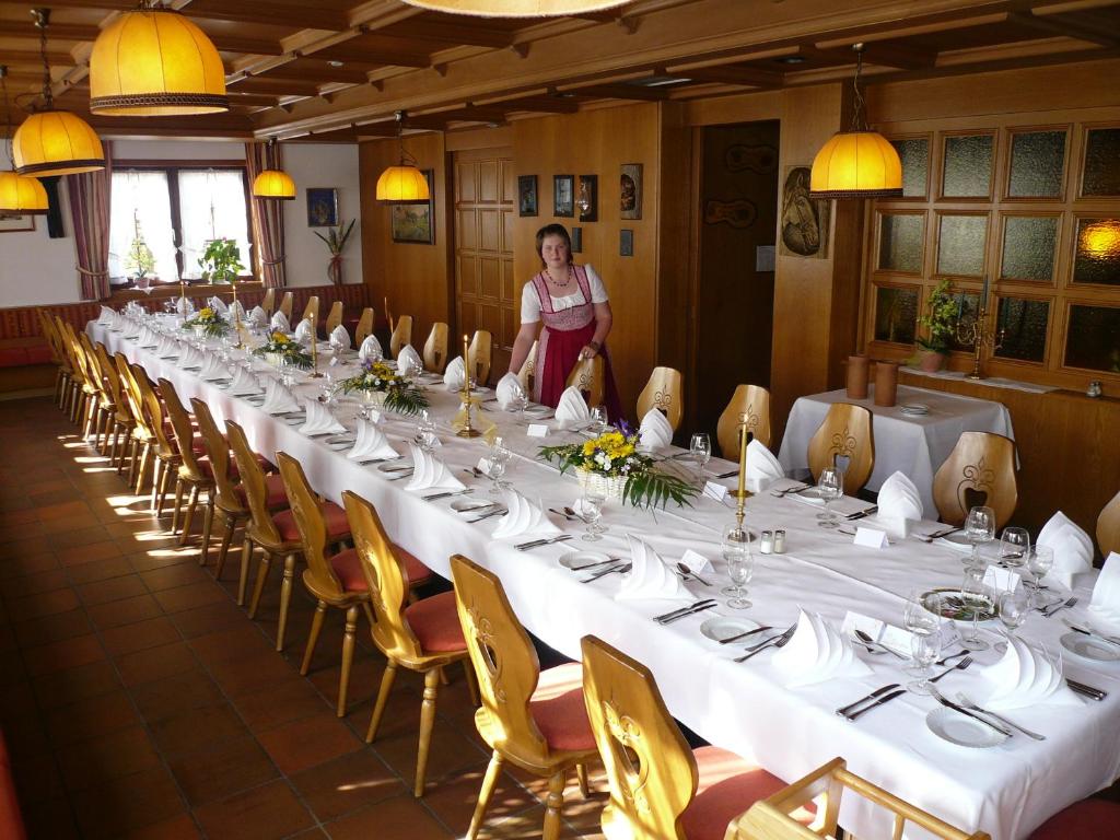 Restaurace v ubytování Gasthof Hotel Engel