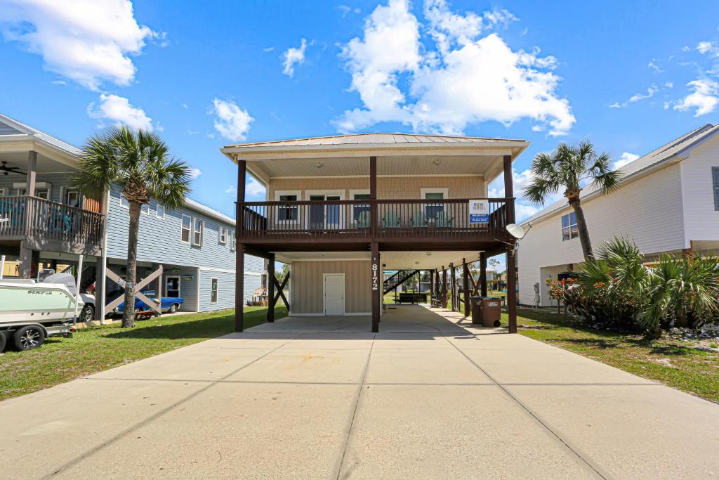 The Shore House by Pristine Properties Vacation Rentals, Saint Joe