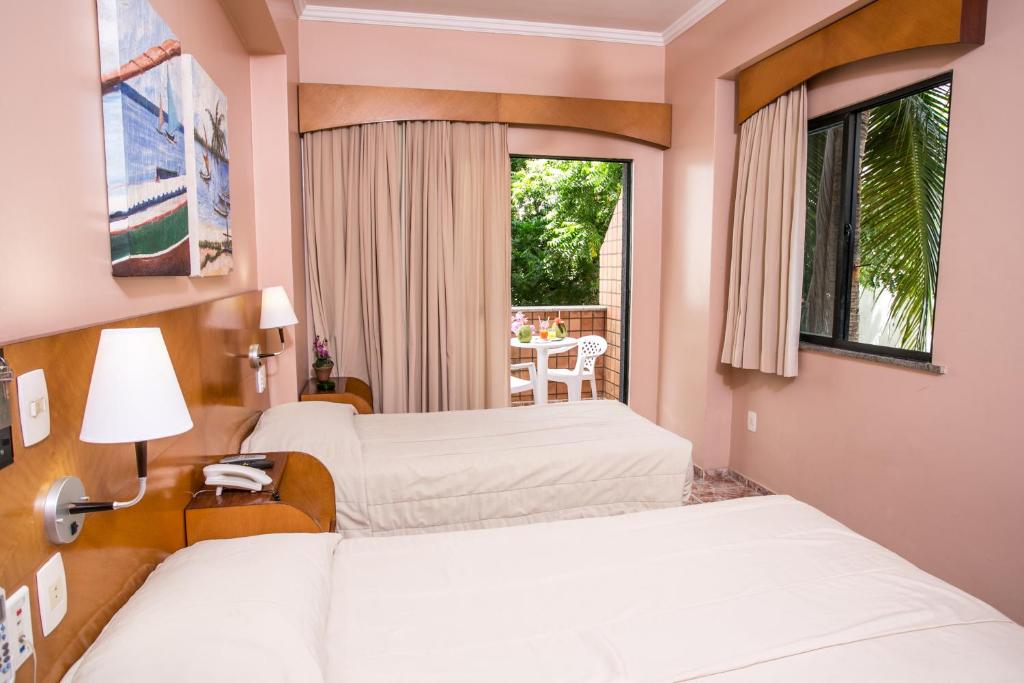  Ideal Praia Hotel