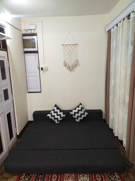 DukeRaj Homestay - Apartment With Balcony