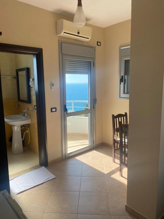 Fotografie z fotogalerie ubytování AL Hotel v destinaci Vlorë