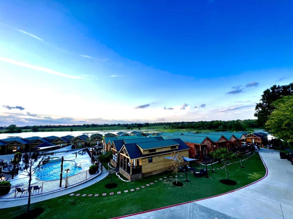 Belas Resort Tiny Home 111, Willis (updated prices 2024)