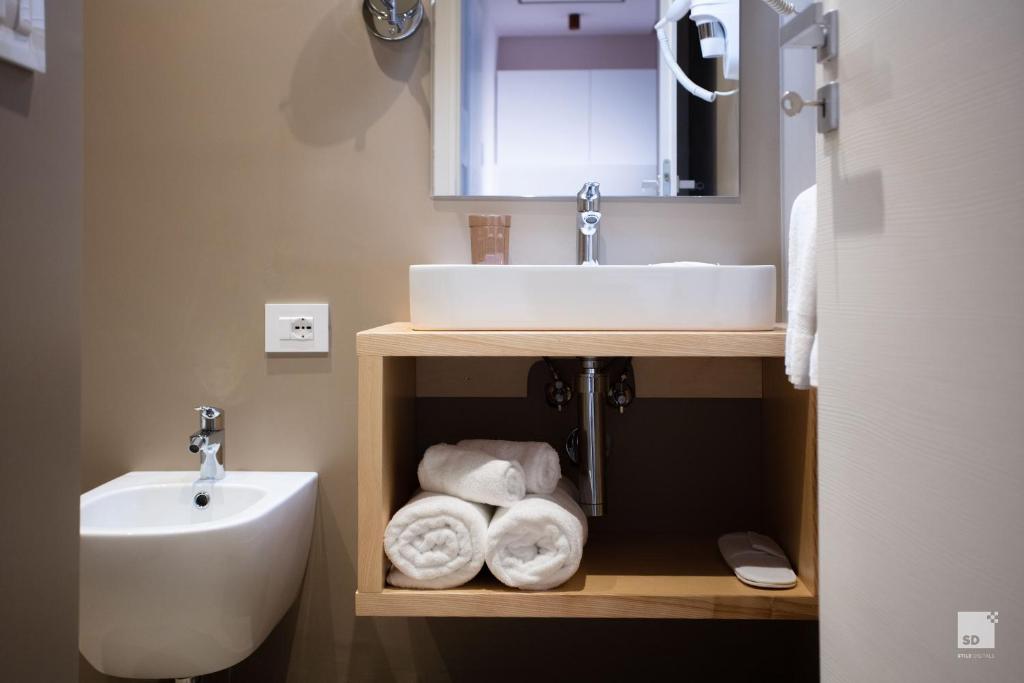 The Lady C - High Apartments - 9