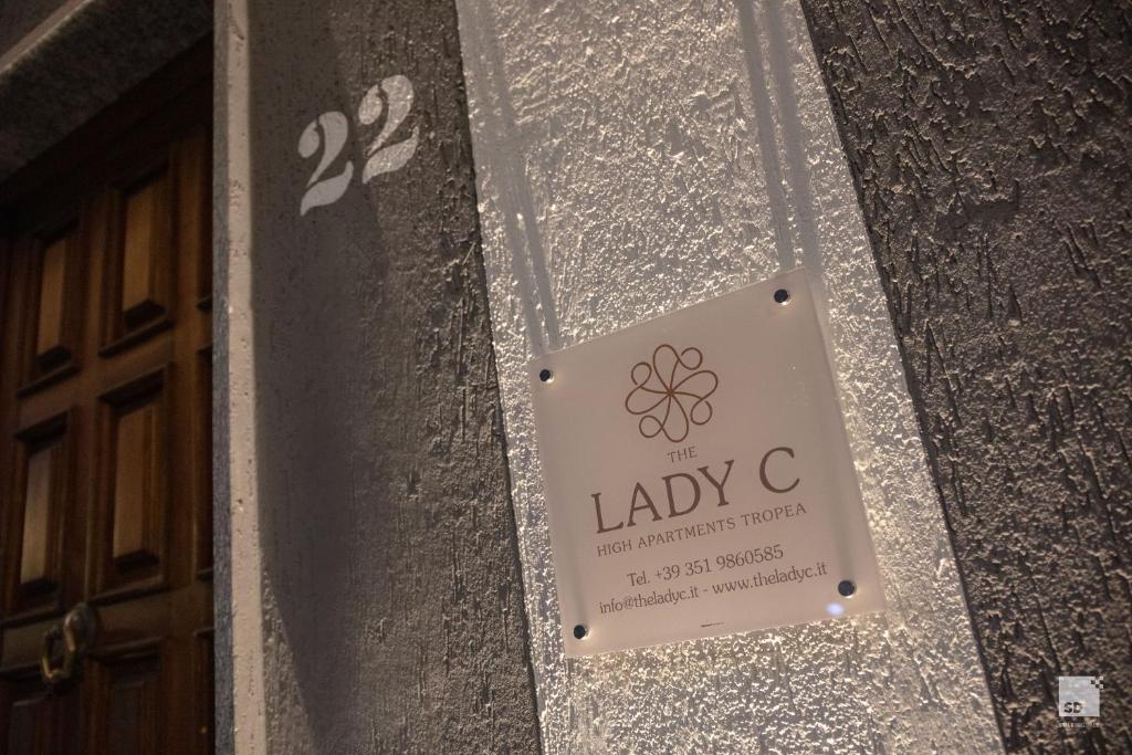 The Lady C - High Apartments - 16