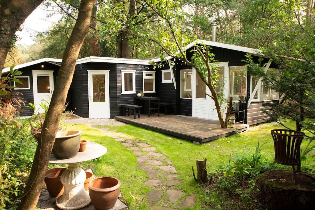 Fotografie z fotogalerie ubytování Magisch huisje direct aan het Veluwse bos. v destinaci Putten