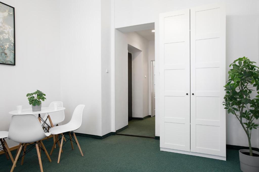 27Rooms Czapskich Great Location, Old Town - Family Room With Bathroom