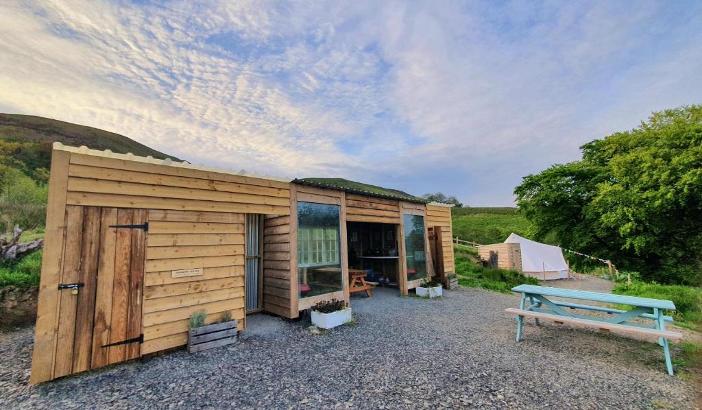 Příroda nedaleko luxury tent