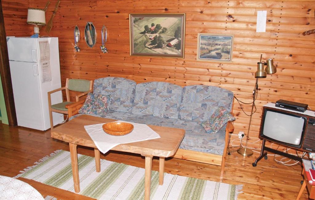 Kuchyň nebo kuchyňský kout v ubytování Cozy Home In Lakene With House Sea View