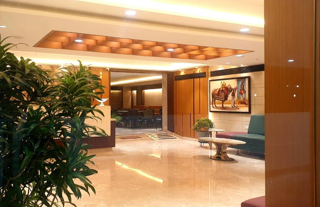 The lobby or reception area at Hotel Silver Clé