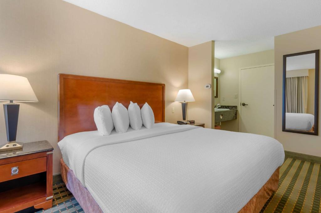 Best Western North Roanoke photo