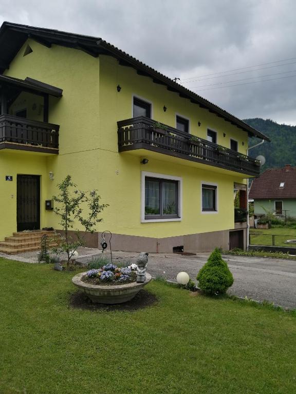 The building in which Az apartmant is located