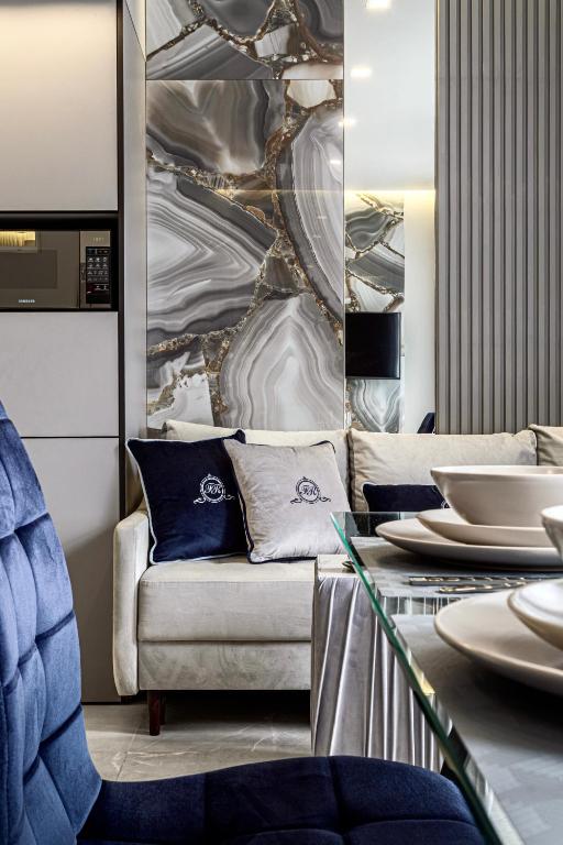 Central Family Boutique Apartments 1 - Two Bedroom Suite фото 8