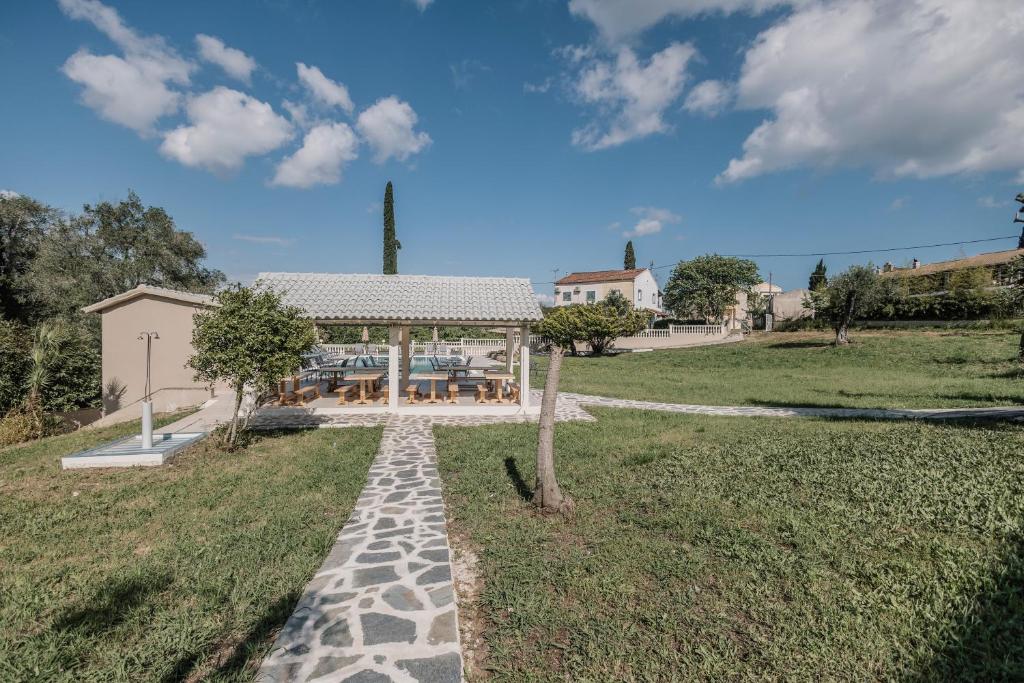 Zahrada ubytování Pelithea Family Aparthotel