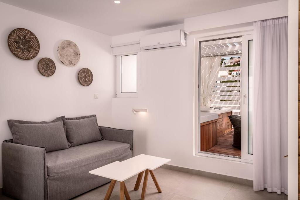 Kantouni Beach Boutique Hotel - 18