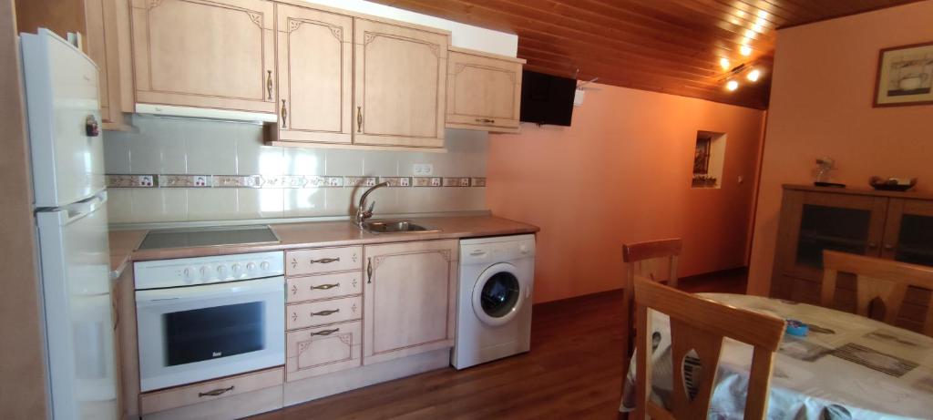 Kuchyň nebo kuchyňský kout v ubytování Casa Cote