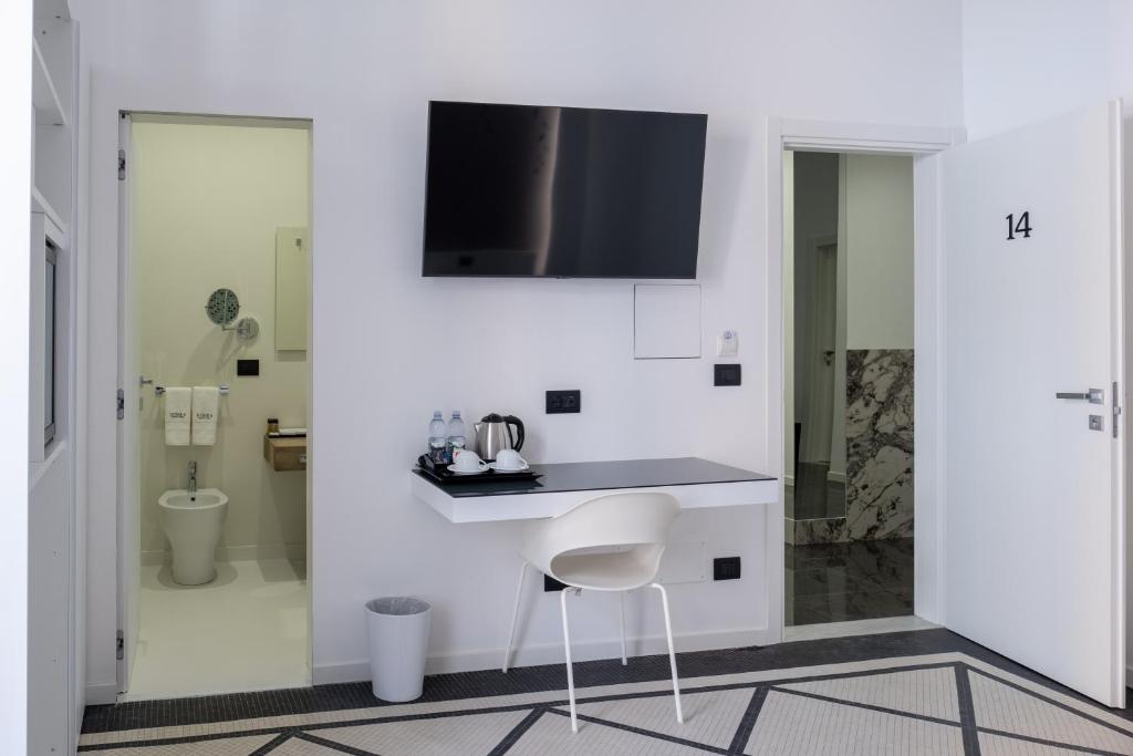 Domea Superior Rooms Bed and Breakfast - 8