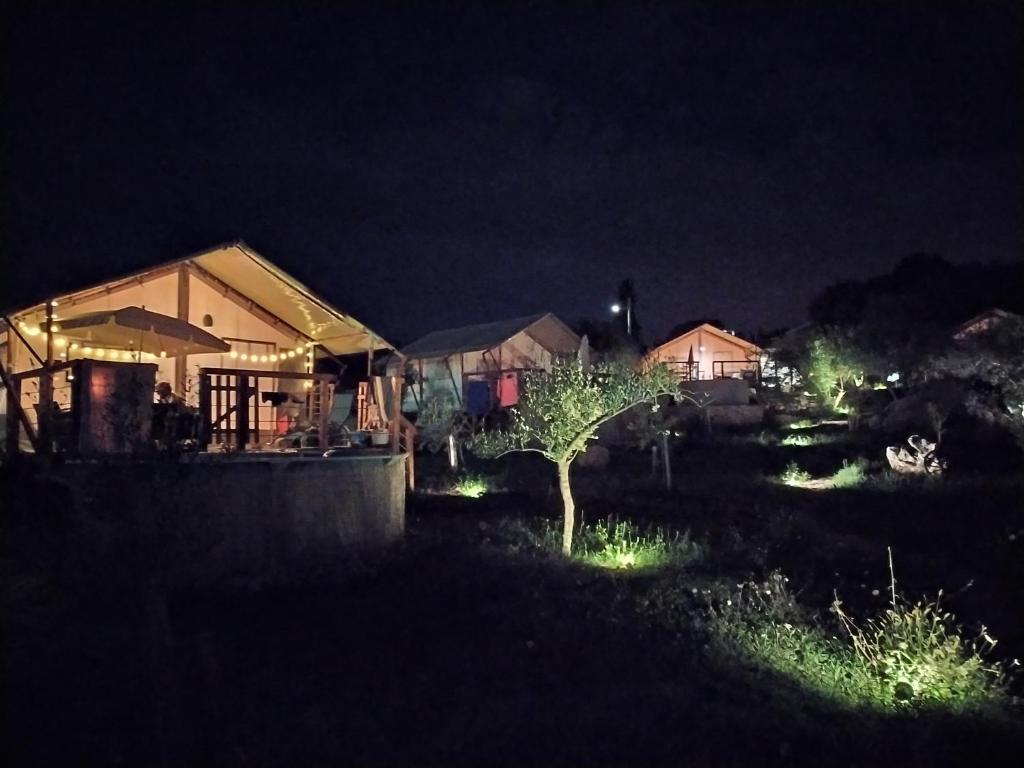 Zahrada ubytování Prima insula glamping